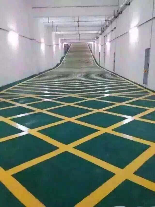 泉州地下停車場(chǎng)地坪漆廠家講下停車場(chǎng)地坪施工用哪種材料比較好