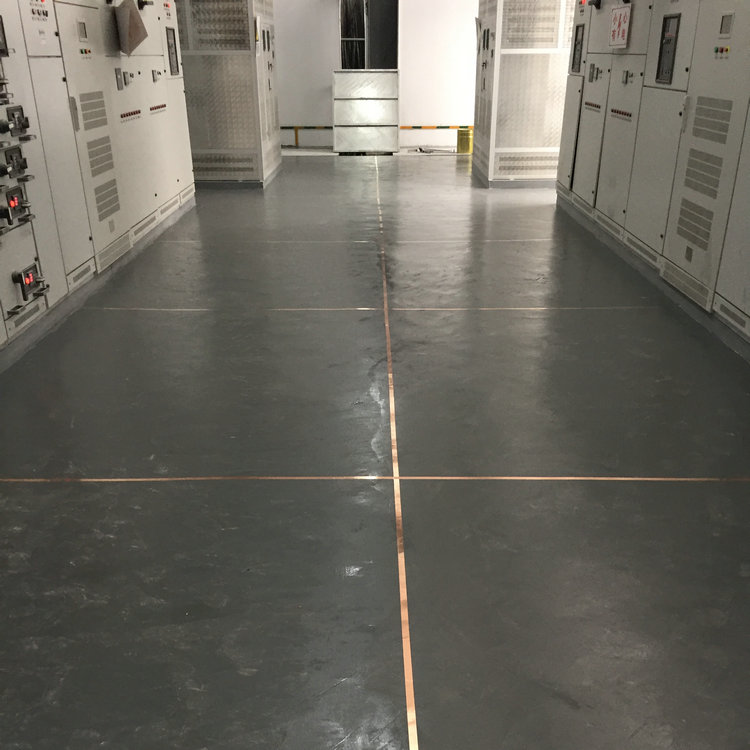 三明滄晟地坪漆廠家講述防靜電自流平地坪怎?樣與自流平地坪施工注意事項(xiàng)